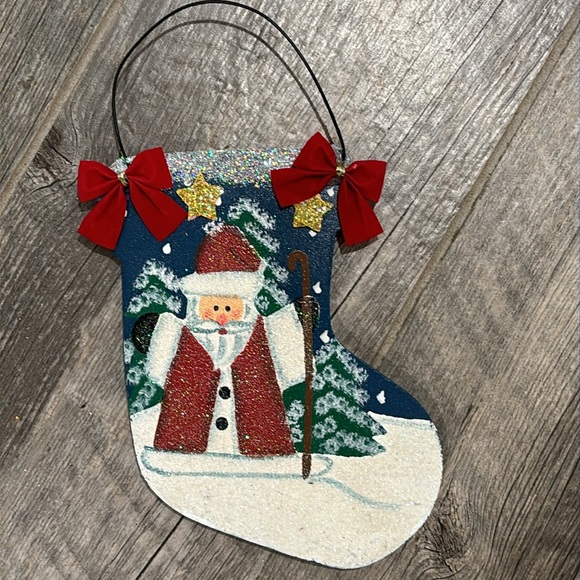 Vintage hand painted wooden Santa Claus stocking door hanging decor (set of 2) - Picture 3 of 13